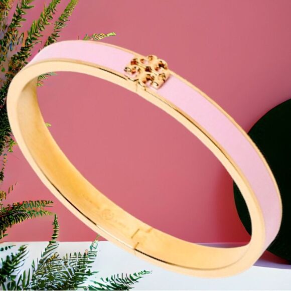 TORY BURCH KIRA ENAMEL HINGED BRACELET IN TORY GOLD / PINK ORQUID. - Picture 2 of 5